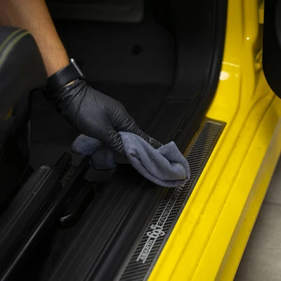 Maniac line ALL ROUND PLASTIC PROTECTANT - חומר טיפוח והגנה לפלסטיק וגומי לפנים וחוץ