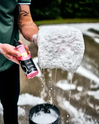 YUM WASH NEUTRAL SHAMPOO - שמפו נייטרלי מקציף