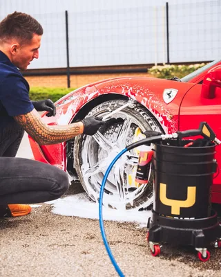 מנקה גלגלים בהקצפה - YUM WHEEL FOAM