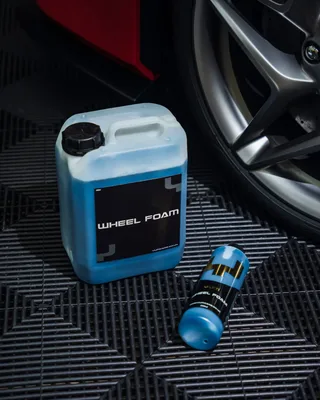 מנקה גלגלים בהקצפה - YUM WHEEL FOAM