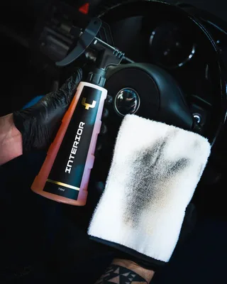 פד לניקוי פנים הרכב - yum EXFOLIATOR mitt