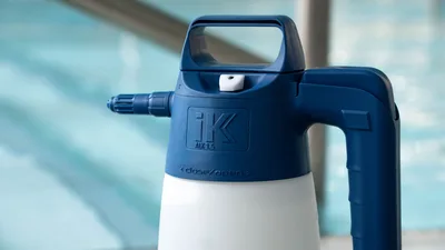 IK ALK 1.5 – מרסס ידני 1.5 ליטר עמיד לחומרים אלקליים